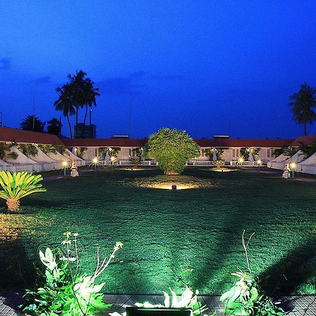 Celebrity Resort Chennai Tambaram Exterior foto