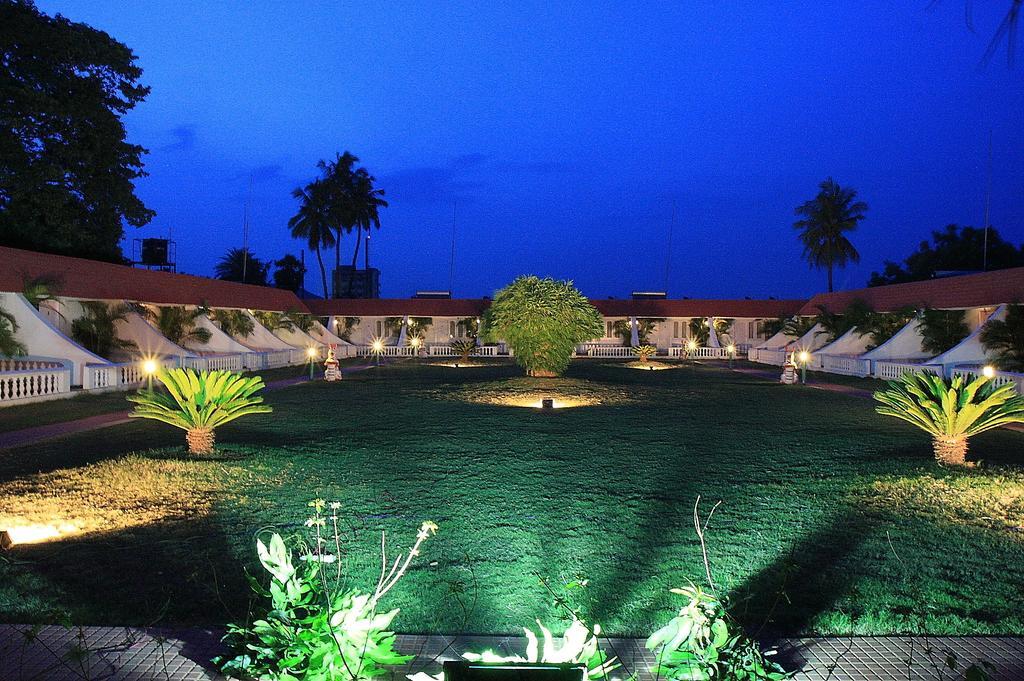 Celebrity Resort Chennai Tambaram Exterior foto